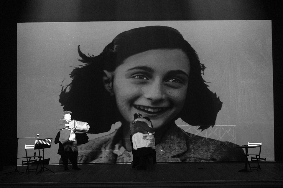 ANNA FRANK
